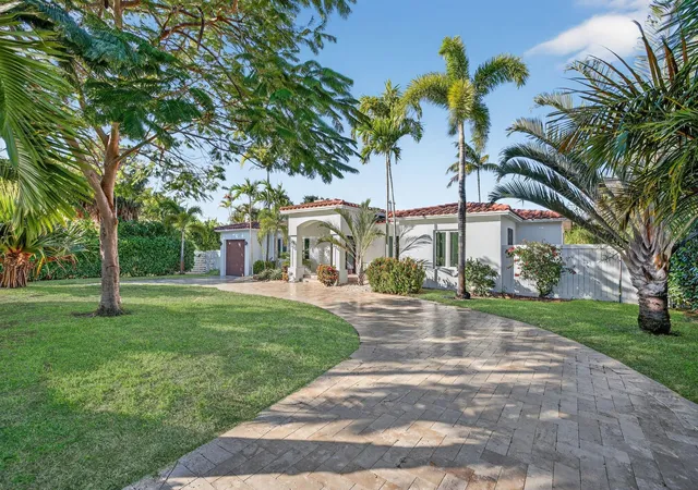 Homes for sale in Fort Lauderdale, FL | 2317 Ne 12th St, Fort Lauderdale, FL 33304 | MLS# F10546231
