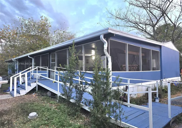 1st image of 575 Vero Ave, Clewiston, FL 33440 | MLS# A11949017