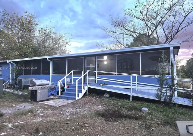 2nd image of 575 Vero Ave, Clewiston, FL 33440 | MLS# A11949017