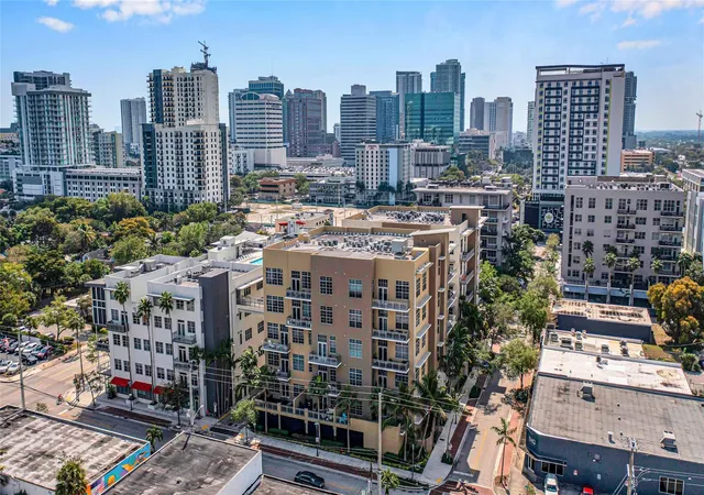 Homes for sale in Fort Lauderdale, FL | 445 N Andrews Ave #403, Fort Lauderdale, FL 33301 | MLS# F10546555