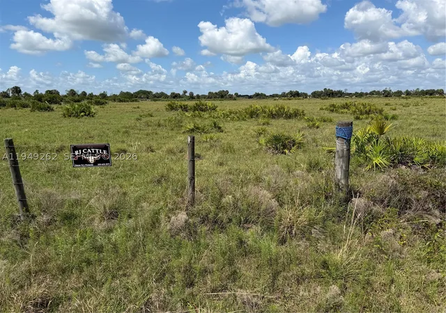 3rd image of 27 Ave Nw Okeechobee, Okeechobee, FL 34972 | MLS# A11949262