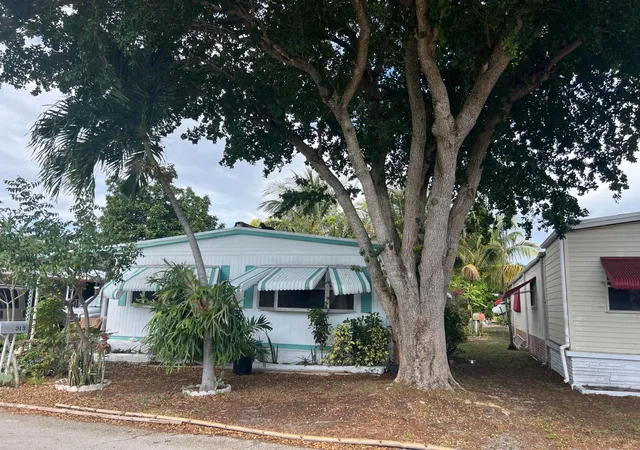 1st image of 313 Nw 48th Ct, Deerfield Beach, FL 33064 | MLS# R11156275