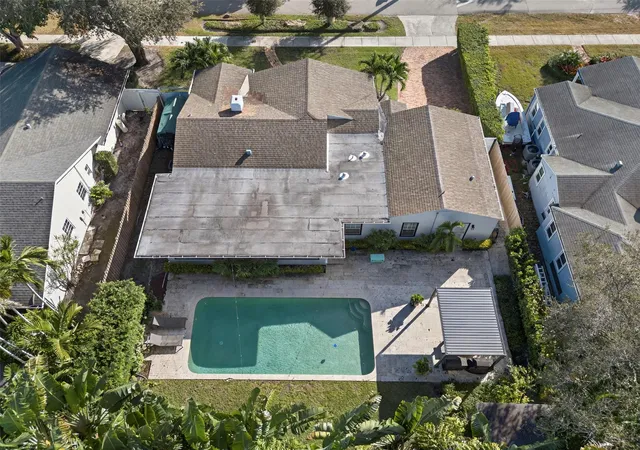 53rd image of 1001 Se 10th St, Fort Lauderdale, FL 33316 | MLS# F10546662