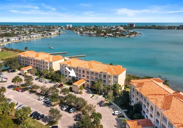 Homes for sale in Hutchinson Island, FL | 21 Harbour Isle Dr #203, Hutchinson Island, FL 34949 | MLS# F10546277