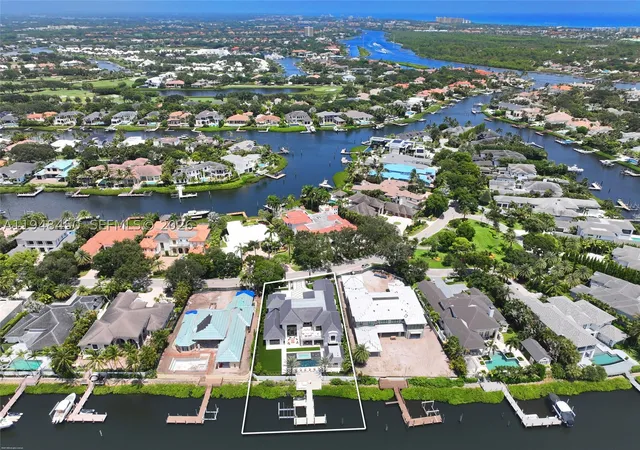 Photo 2 of Mansion for sale at 369 Eagle Dr, Jupiter, FL 33477 | MLS# A11948450 | Listing updated on 2026-10-05