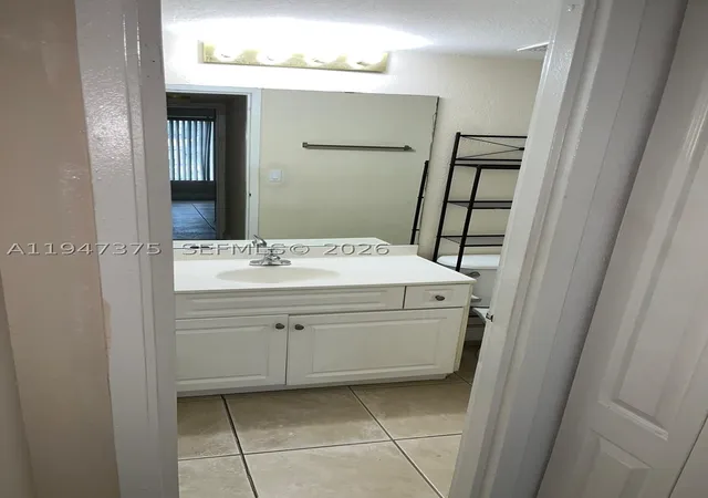2nd image of 5221 Geneva Wy, Doral, FL 33166