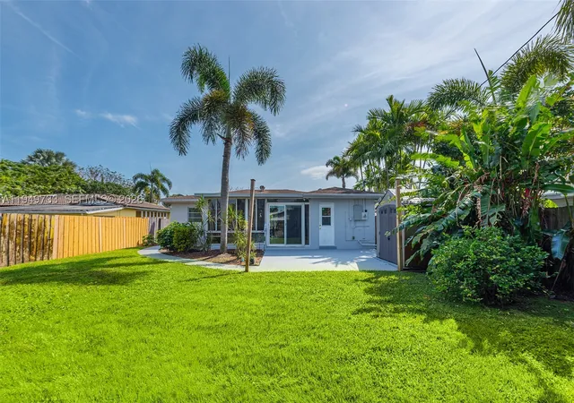 Photo 3 of Single family home for sale at 81 Ne 47th St, Oakland Park, FL 33334 | MLS# A11949733 | Listing updated on 2026-09-30