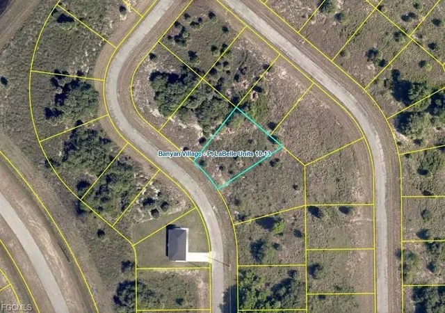 2nd image of 111 Dublin Cir, La Belle, FL 33935 | MLS# F10546718