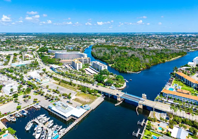 Homes for sale in Deerfield Beach, FL | 1537 E Hillsboro Boulevard, Deerfield Beach, FL 33441 | Houzeo