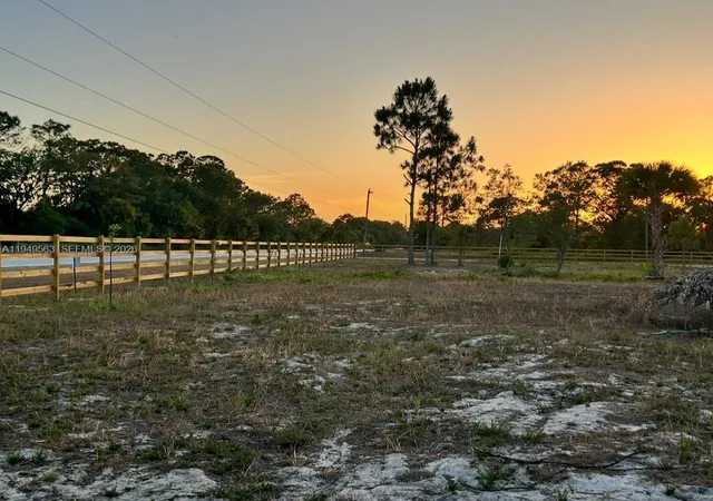 1st image of 845 S Willow St, Clewiston, FL 33440 | MLS# A11949563