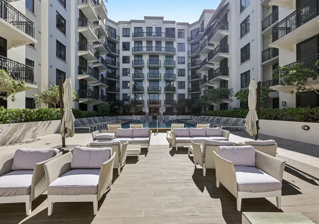 4th image of 301 Altara Ave #620, Coral Gables, FL 33146 | MLS# F10546829