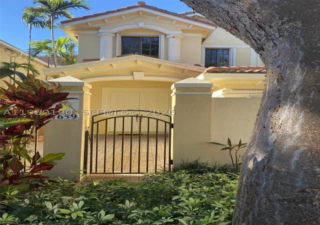 Homes for sale in Weston, FL | 1659 Passion Vine Cir #18-4, Weston, FL 33326 | MLS# A11950190