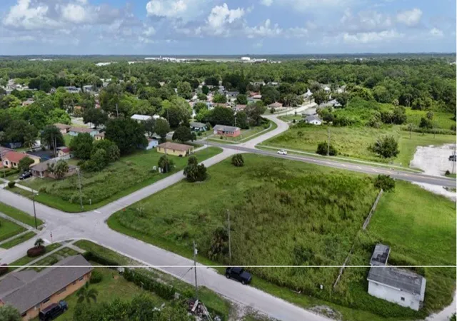 3rd image of Tbd Bedford Dr, Fort Pierce, FL 34946 | MLS# R11156532