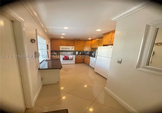Photo 4 of Condo for sale at 3940 Nw 42Nd Ave #319, Lauderdale Lakes, FL 33319 | MLS# A11950476 | Listing updated on 2026-07-10