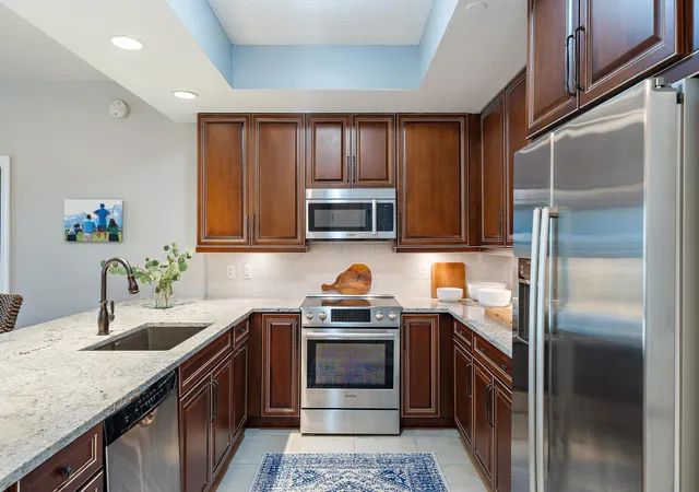 Homes for sale in Juno Beach, FL | 814 Bay Colony Dr S, Juno Beach, FL 33408 | MLS# R11156673
