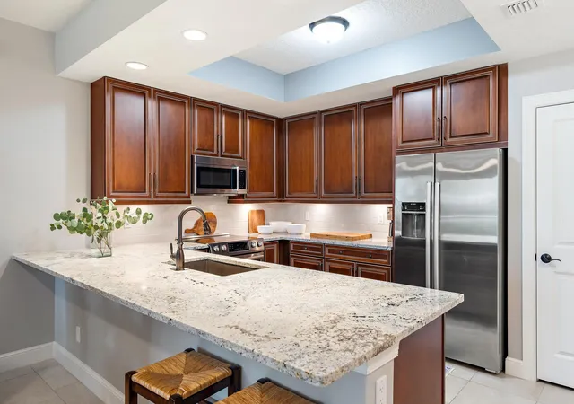 Homes for sale in Juno Beach, FL | 814 Bay Colony Dr S, Juno Beach, FL 33408 | MLS# R11156673