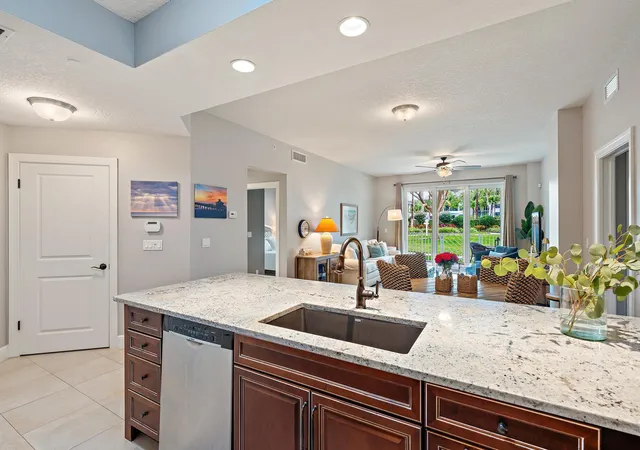 Homes for sale in Juno Beach, FL | 814 Bay Colony Dr S, Juno Beach, FL 33408 | MLS# R11156673
