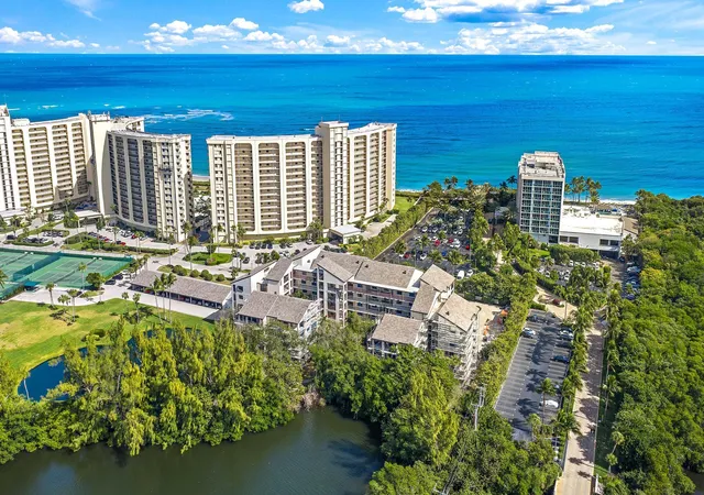 4th image of 500 Ocean Trail Wy #305, Jupiter, FL 33477 | MLS# R11156688