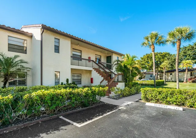 5th image of 21863 Arriba Real, Boca Raton, FL 33433