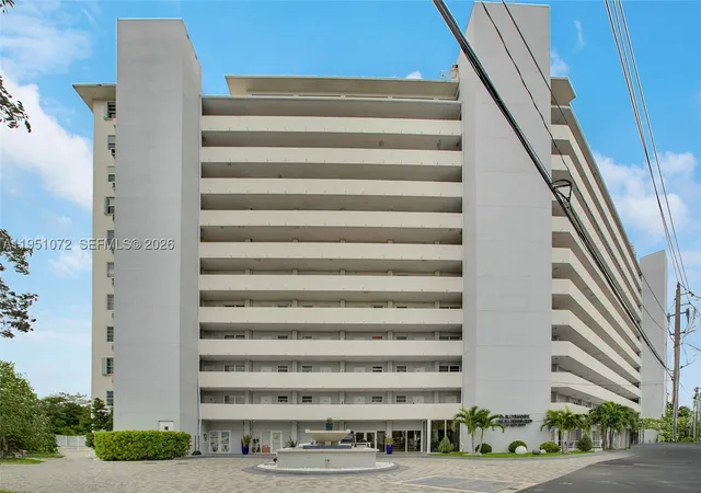 Homes for sale in North Bay Village, FL | 7904 West Dr #102, North Bay Village, FL 33141 | MLS# A11951072