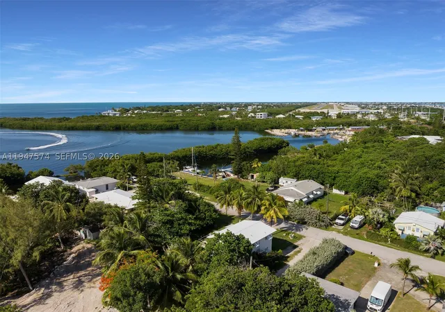 14th image of 329 63rd Court Gulf, Marathon, FL 33050 | MLS# A11947574