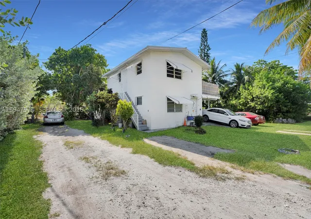 4th image of 329 63Rd Court Gulf, Marathon, FL 33050 | MLS# A11947574