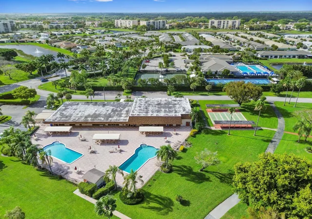 Homes for sale in Delray Beach, FL | 14895 Builtmore Way, Delray Beach, FL 33446 | Houzeo