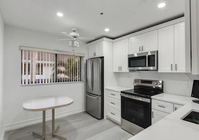 3rd image of 15342 Lakes Of Delray Blvd #98, Delray Beach, FL 33484 | MLS# R11156964