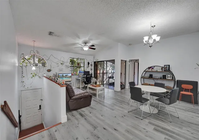 5th image of 11970 Nw 11Th St, Pembroke Pines, FL 33026 | MLS# F10546279