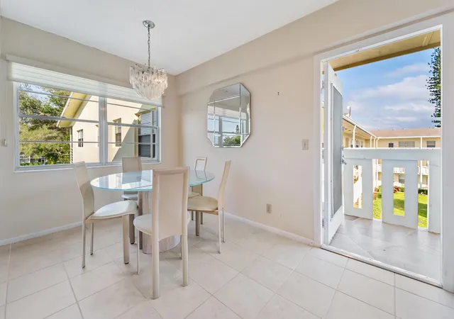 Homes for sale in Boca Raton, FL | 200 Dorset E, Boca Raton, FL 33434 | MLS# R11157027