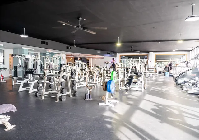2nd image of 1035 W Ave, Miami Beach, FL 33139
