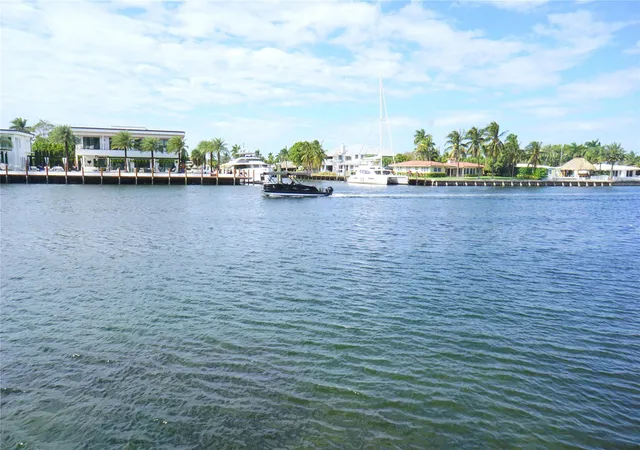 2nd image of 303 N Riverside Dr, Pompano Beach, FL 33062