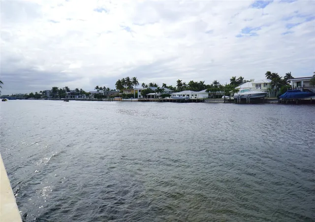 52nd image of 303 N Riverside Dr #PH-4, Pompano Beach, FL 33062 | MLS# F10548311