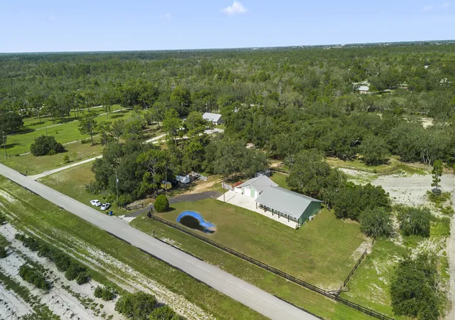 29th image of 2011 Hartt Rd, Sebring, FL 33870 | MLS# R11157495