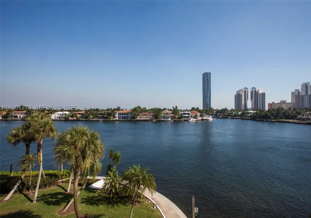 2nd image of 19707 Turnberry Way #4H, Aventura, FL 33180 | MLS# A11951774