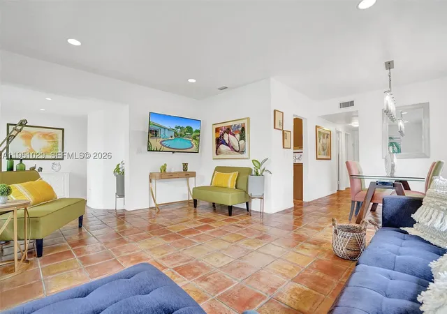 Photo 4 of Single family home for sale at 7525 W Treasure Dr, North Bay Village, FL 33141 | MLS# A11951029 | Listing updated on 2026-08-26