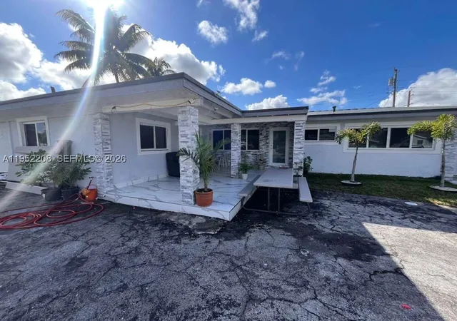 19700 NW 6th Pl