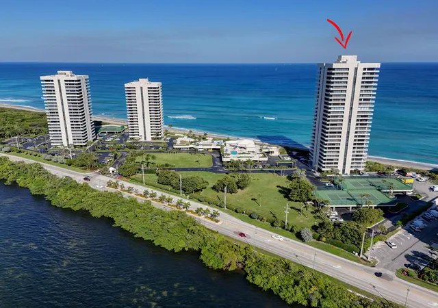 2nd image of 5510 N Ocean Dr #2d, Singer Island, FL 33404 | MLS# R11157637