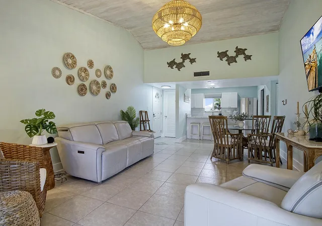 5th image of 2400 S Ocean Dr #821, Fort Pierce, FL 34949 | MLS# R11157721