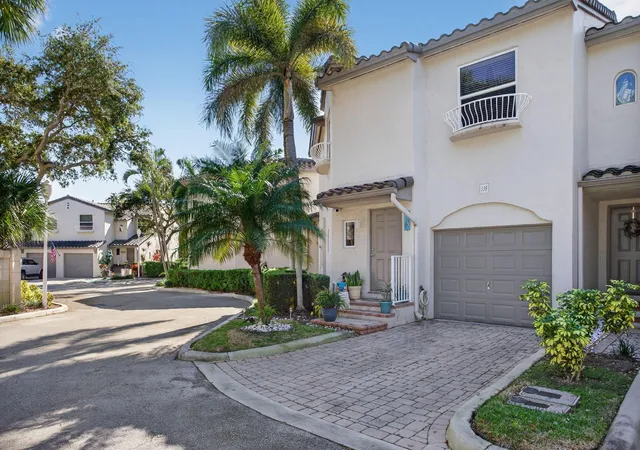 Homes for sale in Pompano Beach, FL | 1900 Oceanwalk Ln #138, Pompano Beach, FL 33062 | MLS# F10546332