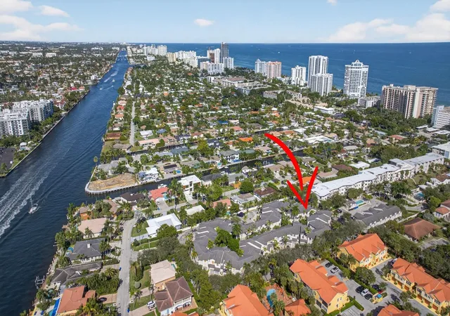 3rd image of 1900 Oceanwalk Ln, Lauderdale-by-the-Sea, FL 33062