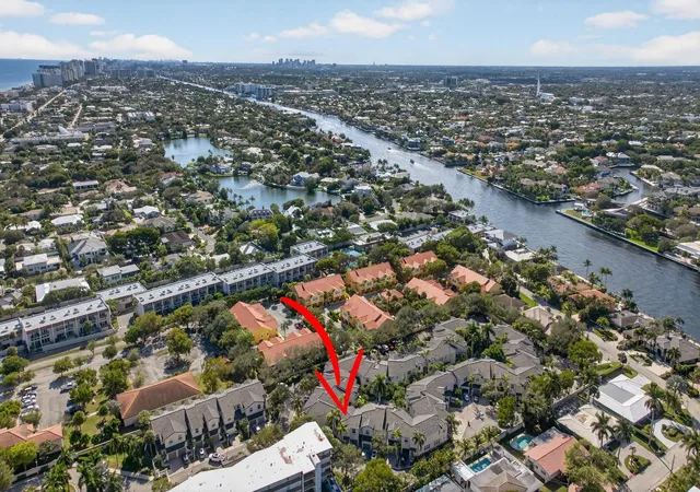 2nd image of 1900 Oceanwalk Ln, Pompano Beach, FL 33062