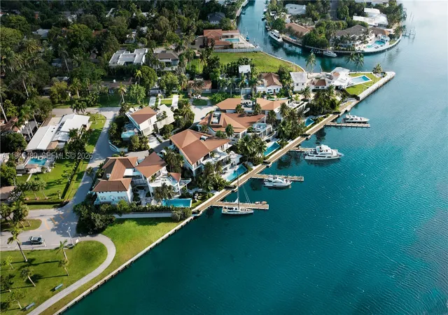 3rd image of 7111 Ne 10 Ave, Miami, FL 33138 | MLS# A11945480