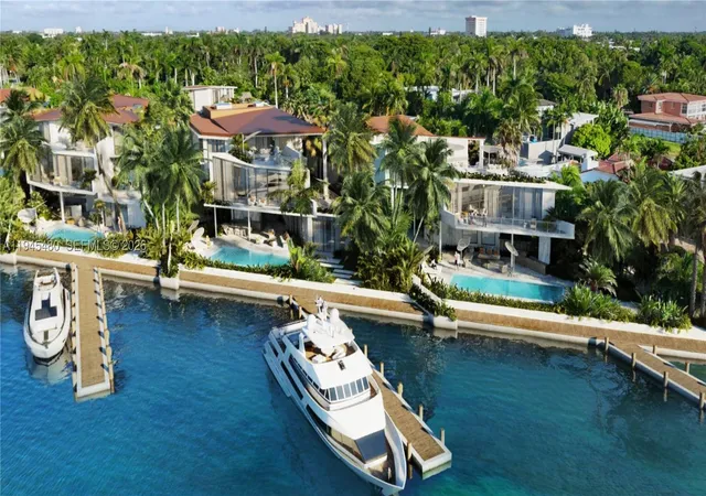 4th image of 7111 Ne 10 Ave, Miami, FL 33138 | MLS# A11945480