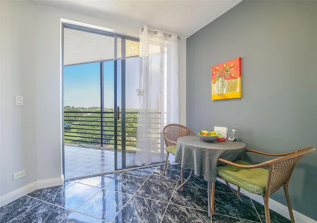 5th image of 7100 Radice Ct #708, Lauderhill, FL 33319 | MLS# F10548579