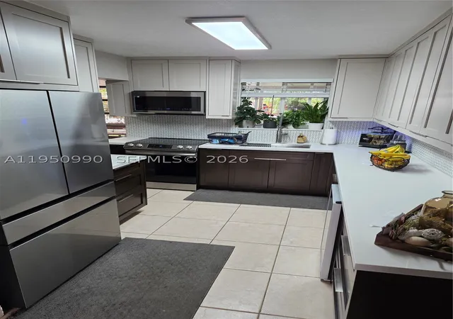 Homes for sale in Hialeah, FL | 5865 W 13 Avenue, Hialeah, FL 33012 | MLS# A11950990
