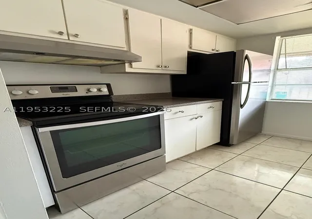4th image of 1200 Sw 50Th Ave #207-3, North Lauderdale, FL 33068 | MLS# A11953225