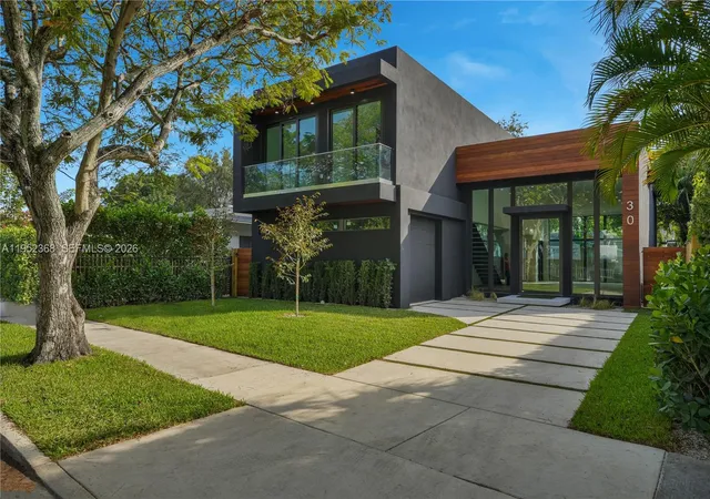 Homes for sale in Miami, FL | 30 Ne 50th St, Miami, FL 33137 | MLS# A11952368