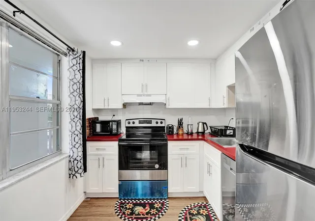 Photo 4 of Sale Pending at 2999 Nw 48Th Ave #245, Lauderdale Lakes, FL 33313 | MLS# A11953244 | Listing updated on 2026-10-01