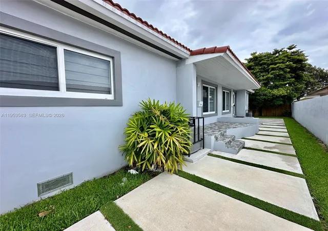 3rd image of 2722 Sw 5Th St, Miami, FL 33135 | MLS# A11953583